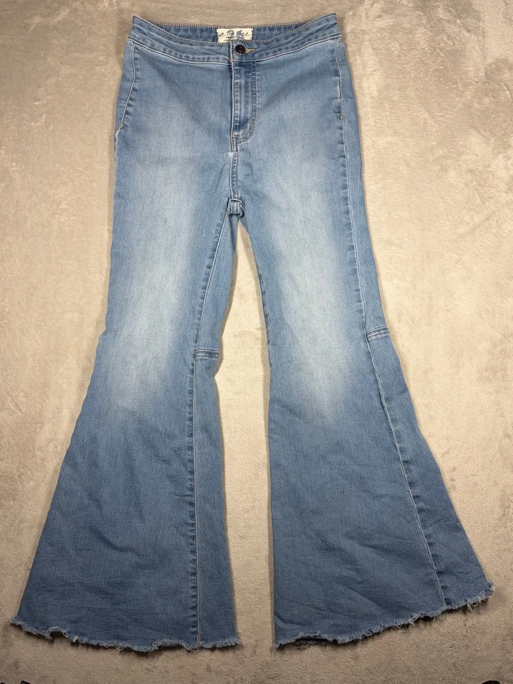 Free People We the Free Light Blue Wash Cropped Flare High Rise Boho Jeans 26